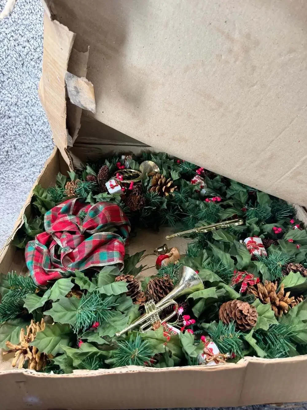 Vintage Christmas Around the World Symphony Plaid Wreath with Musical Instrument